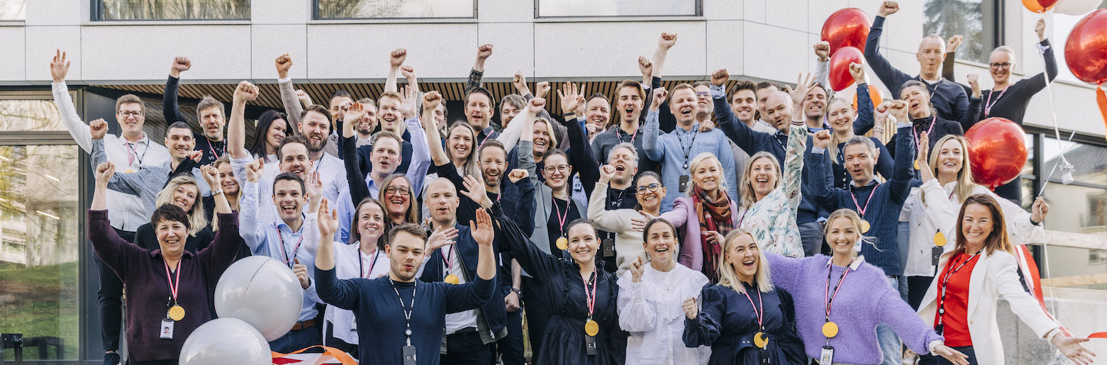 GPTW-feiring med ballonger på kontoret