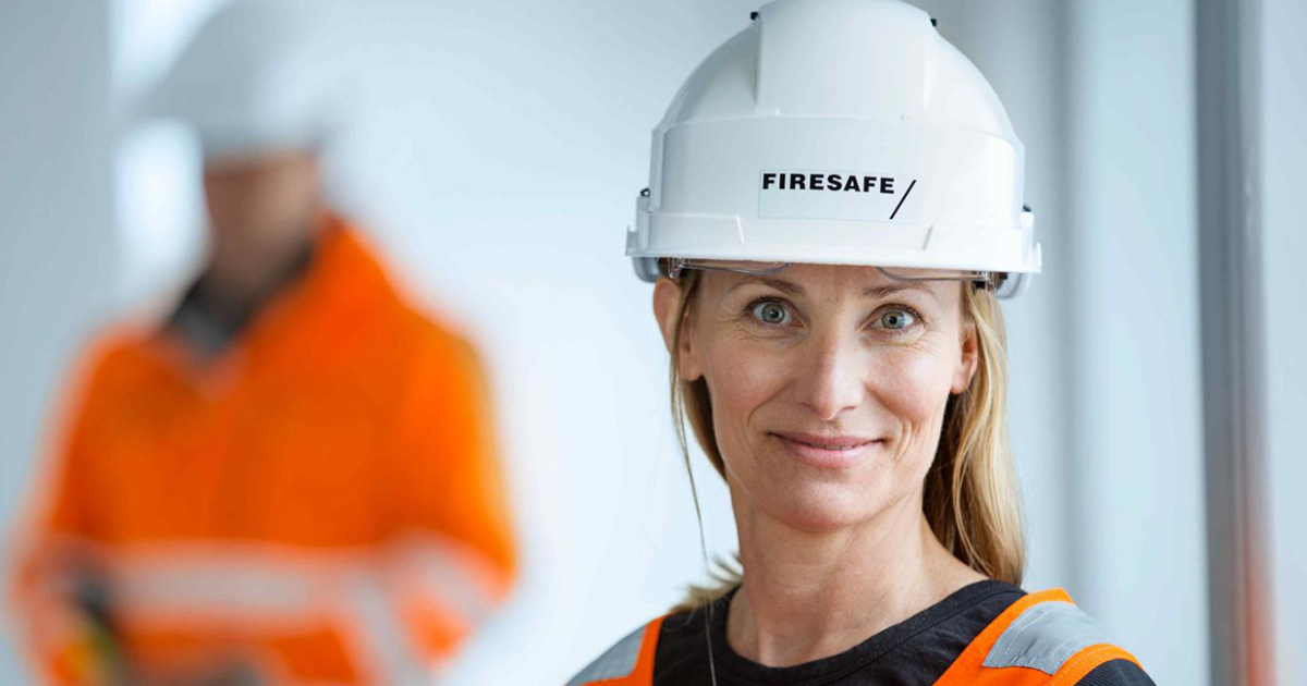 Firesafe-medarbeider_Fotograf Hans Fredrik Asbjørnsen